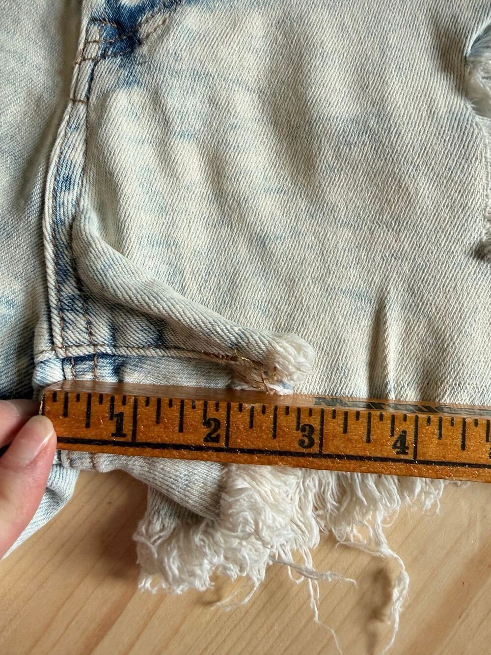 Francesca’s Harper Jean shorts - Picture 7 of 9